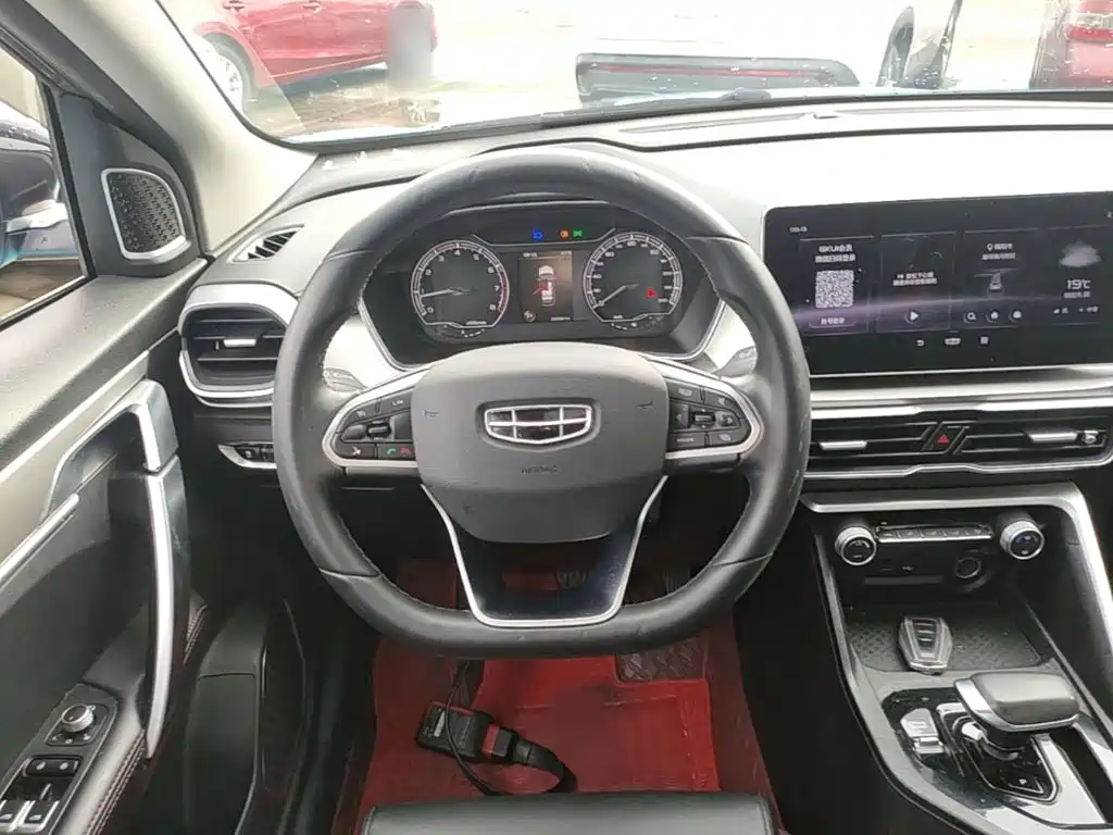 Geely Binyue — миниатюра 11
