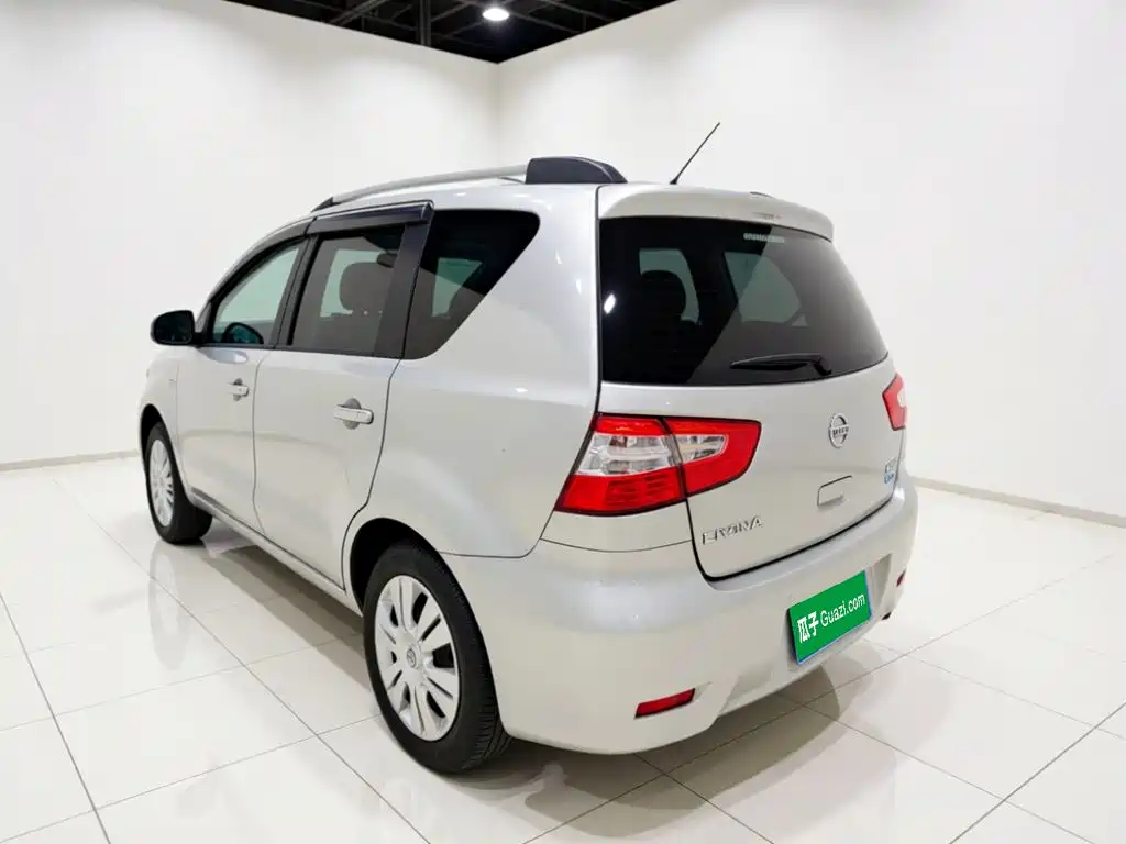 Nissan Livina — миниатюра 25
