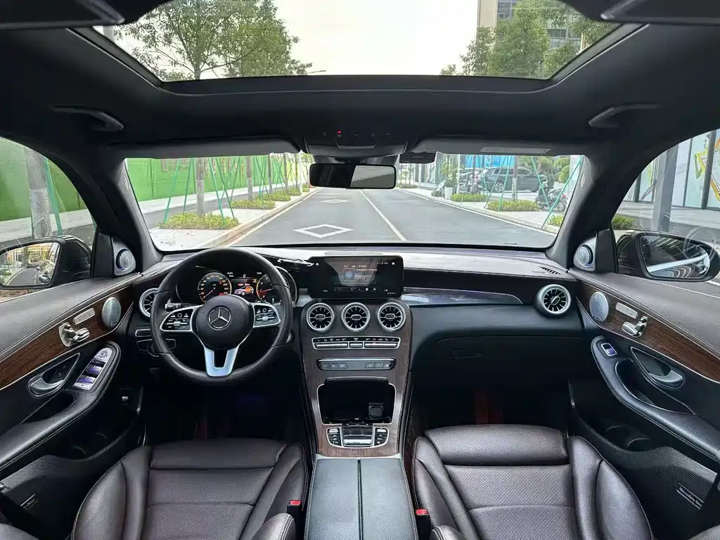 Mercedes-Benz GLC 2021 GLC 300 L 4MATIC
