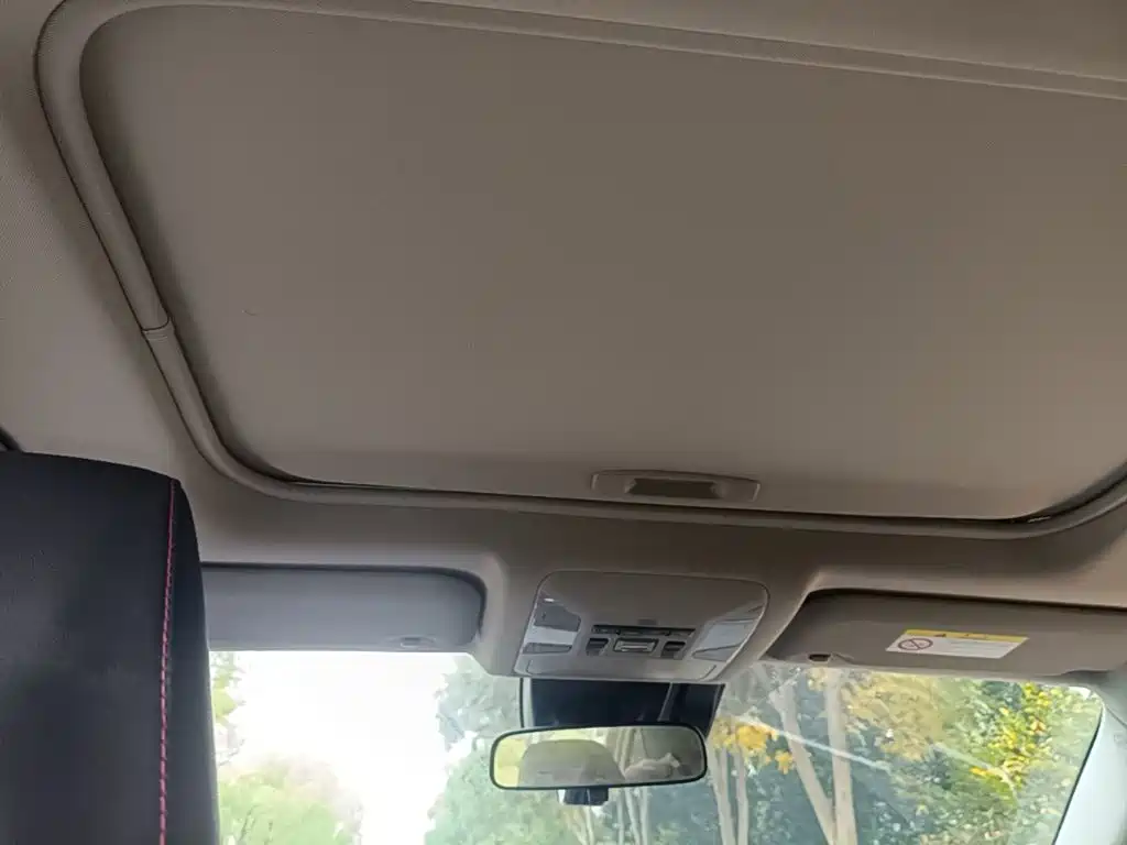 Toyota RAV4 Prime — миниатюра 18