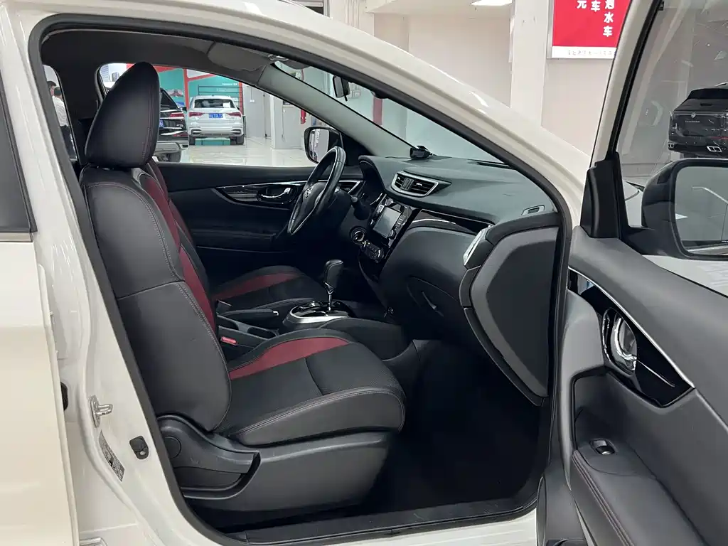 Nissan Qashqai 2017 2.0L CVT Smart VI