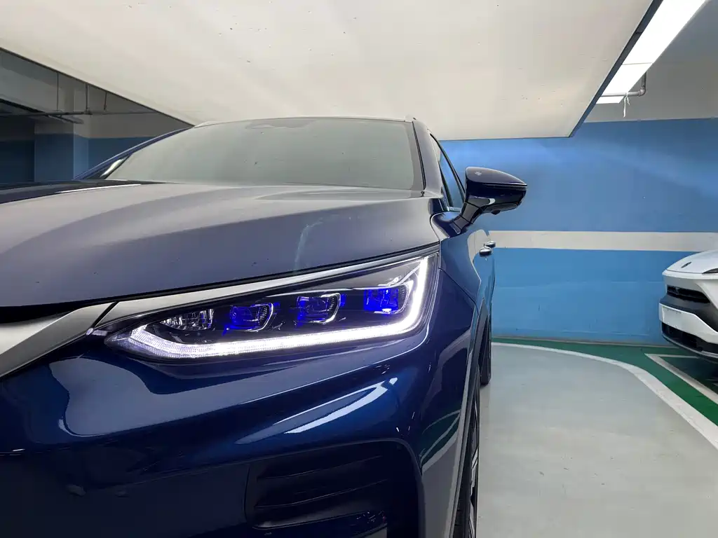 BYD Tang New Energy — миниатюра 4