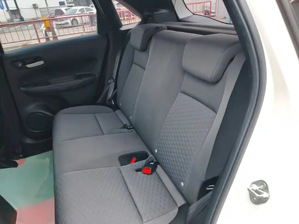 Honda Fit — миниатюра 17