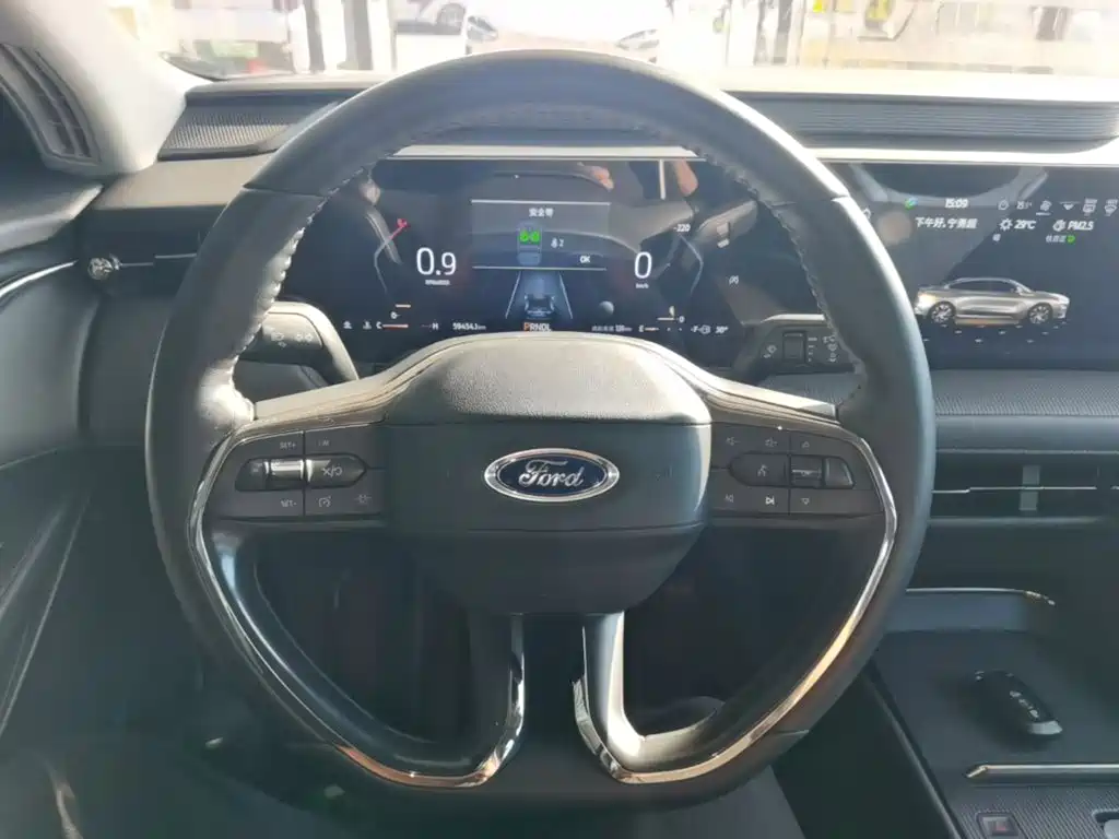 Ford Mondeo — миниатюра 11