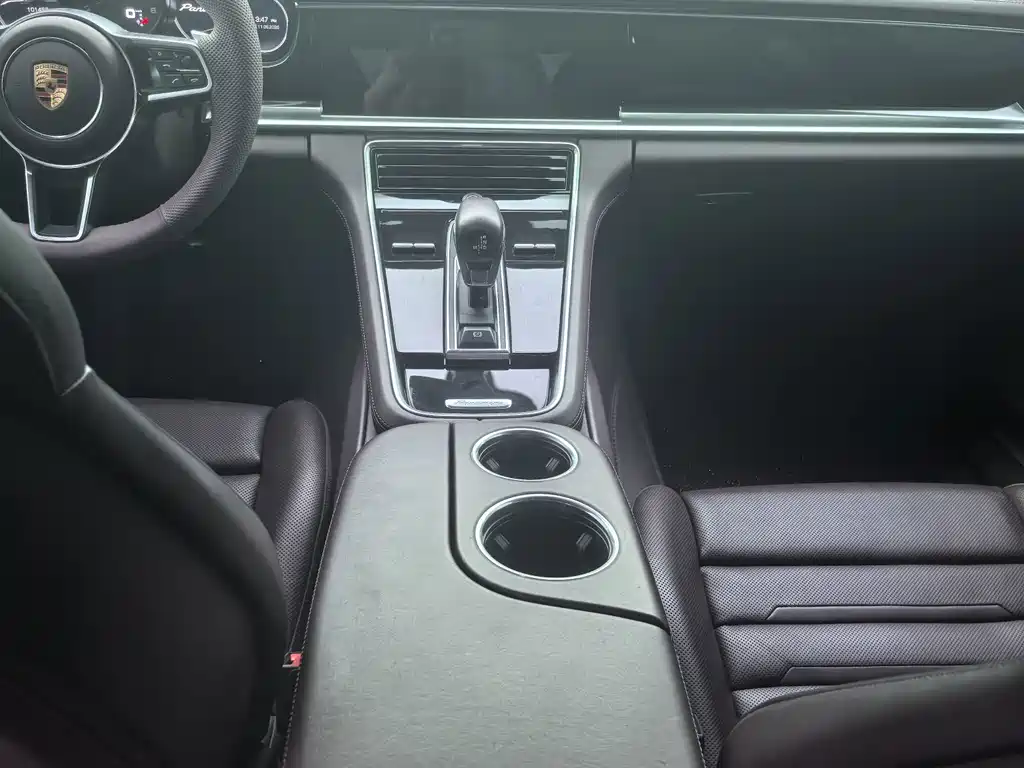 Porsche Panamera — миниатюра 5