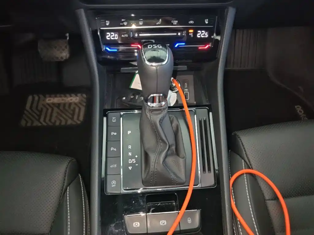 Skoda Superb — миниатюра 14