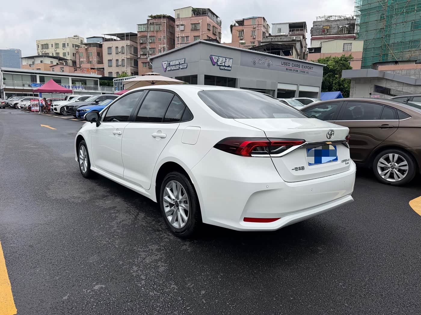 Toyota Corolla 1.2 л 2024 г. Белый, пробег 5000 км