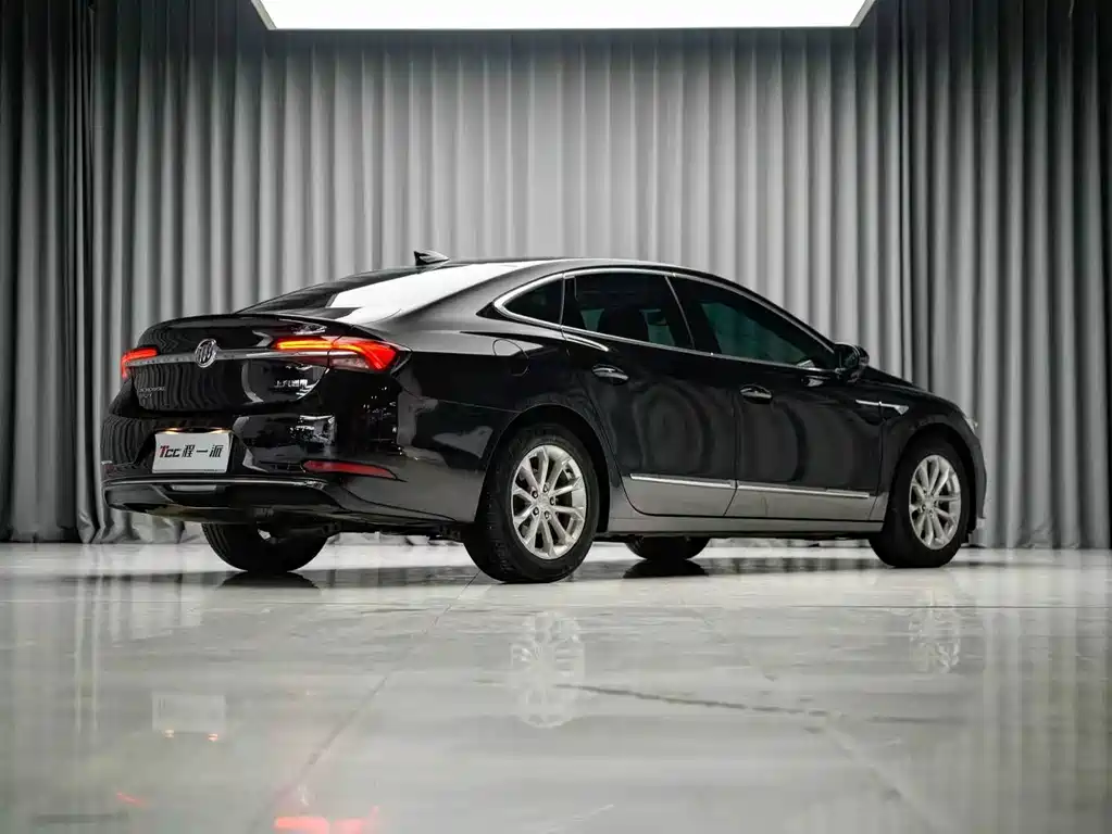 Buick LaCrosse — миниатюра 9