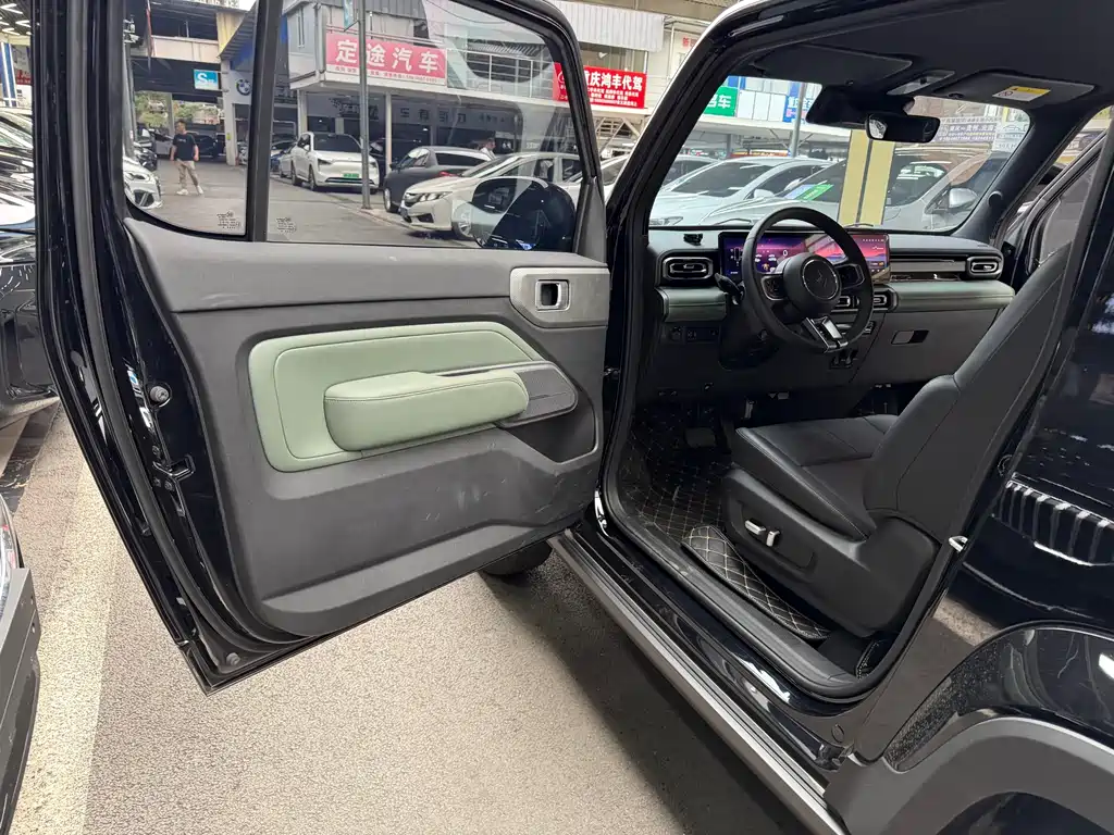 Baojun Yueye — миниатюра 10