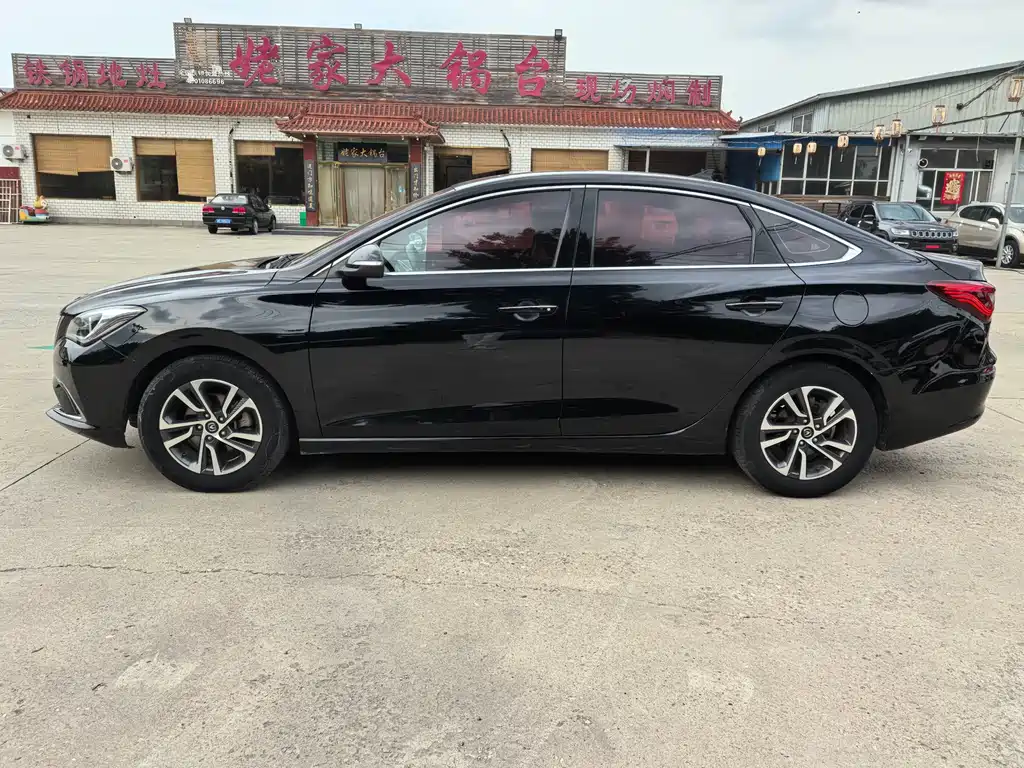 Changan Eado 2018 1.6L GDI AT Fashion