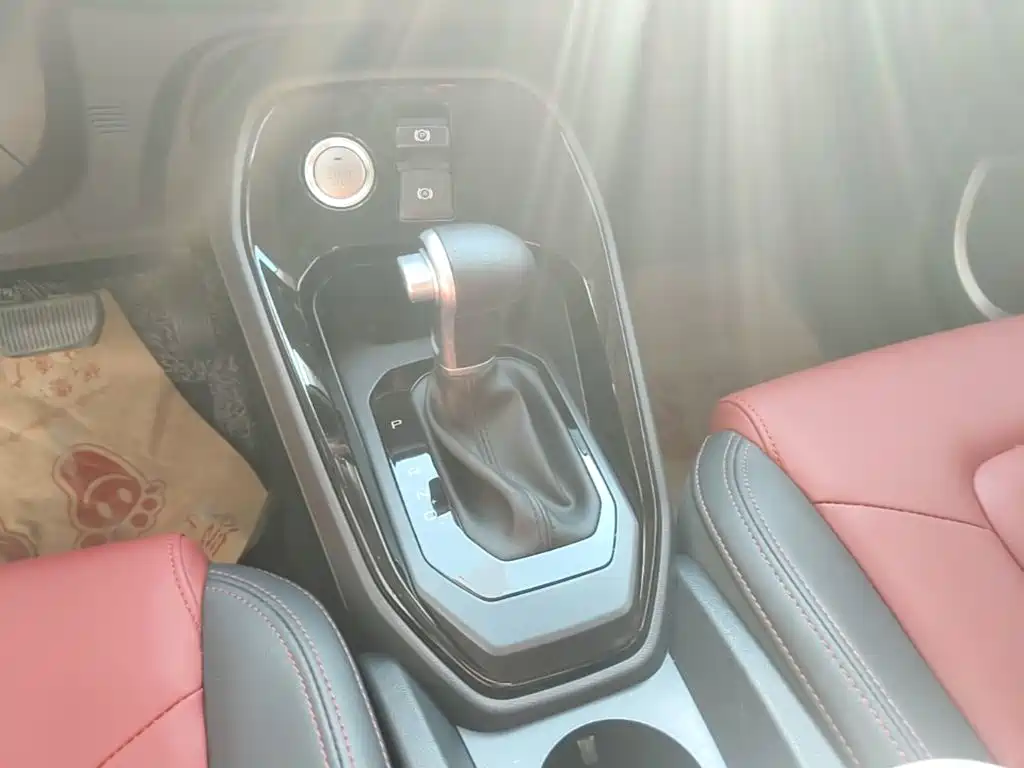 Haval H2s — миниатюра 14