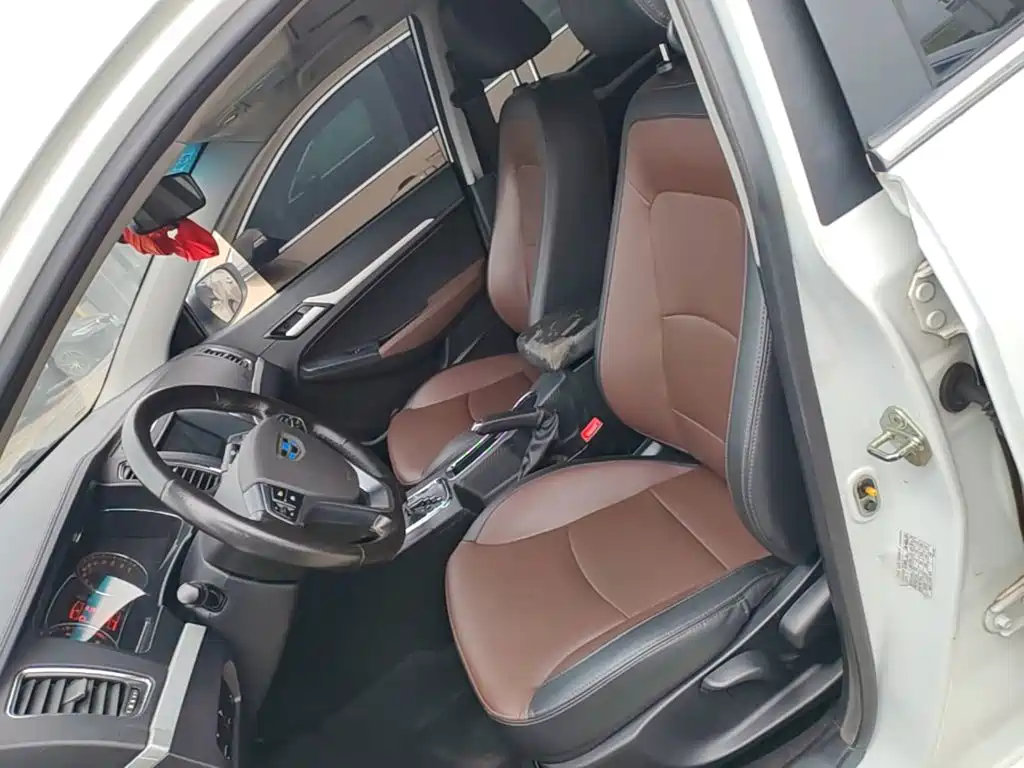 Geely Vision — миниатюра 15