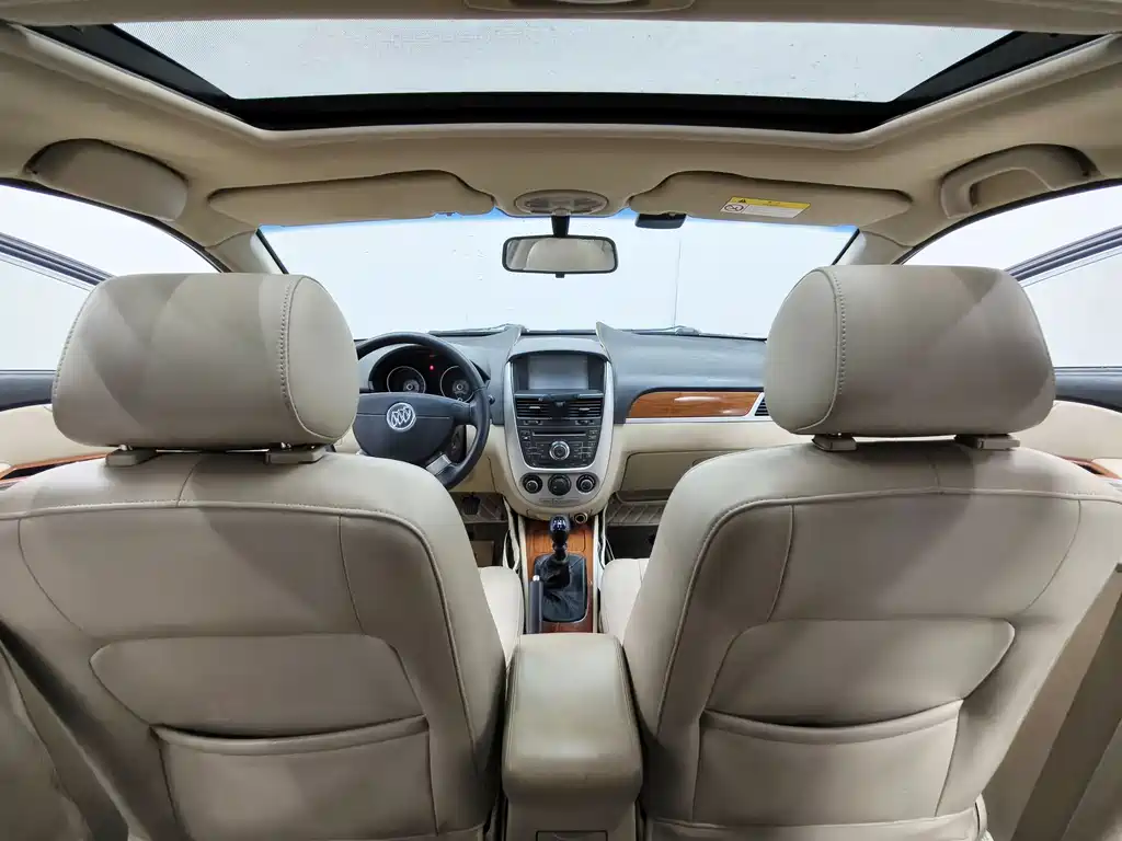 Buick Excelle 2013 1.5L MT Premium