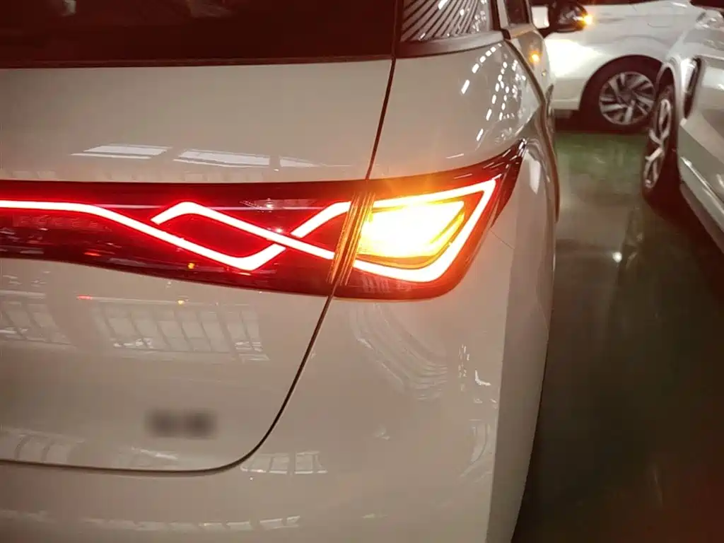 BYD Dolphin 2025 420km Freedom