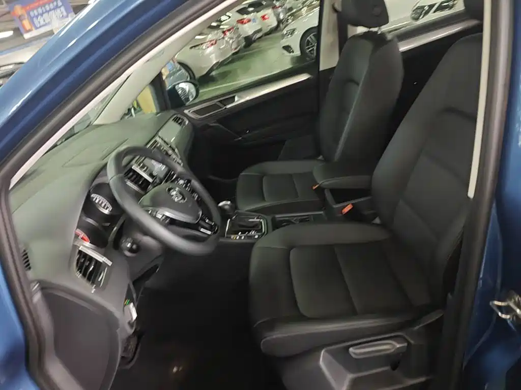 Volkswagen Golf Sportsvan — миниатюра 15