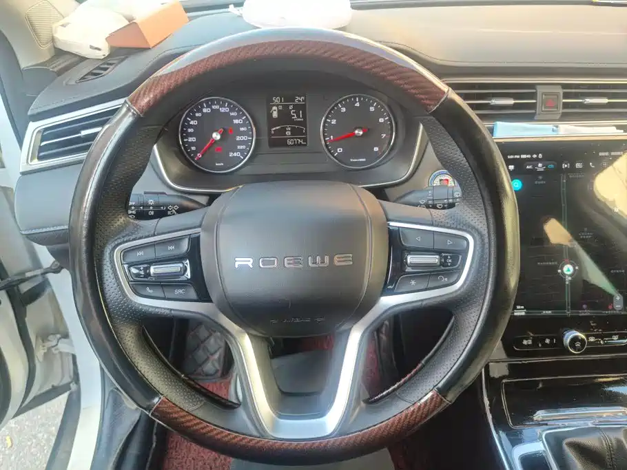 Roewe RX5 — миниатюра 15