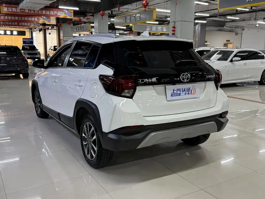 Toyota Yaris L — миниатюра 11