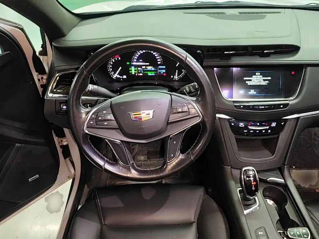 Cadillac XT5 — миниатюра 11