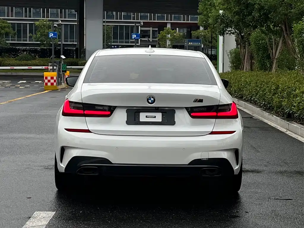 BMW 3 Series — миниатюра 5