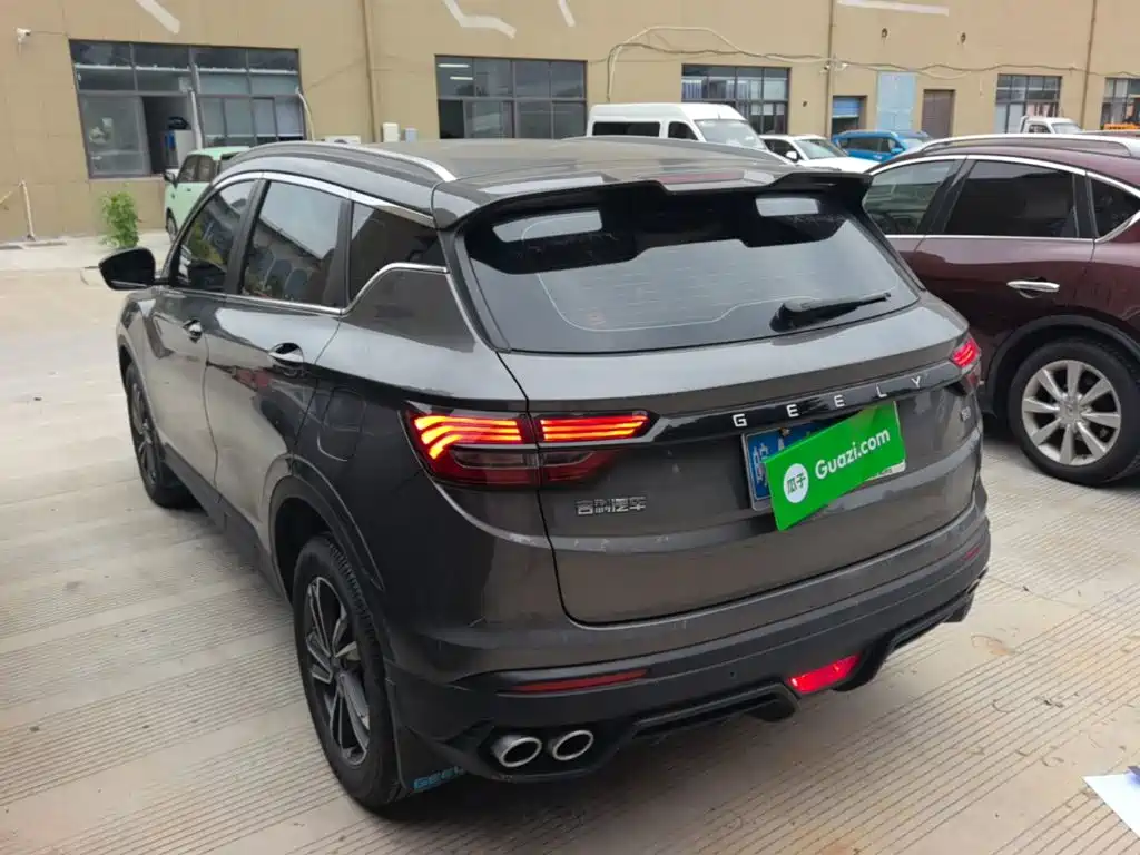 Geely Binyue — миниатюра 5
