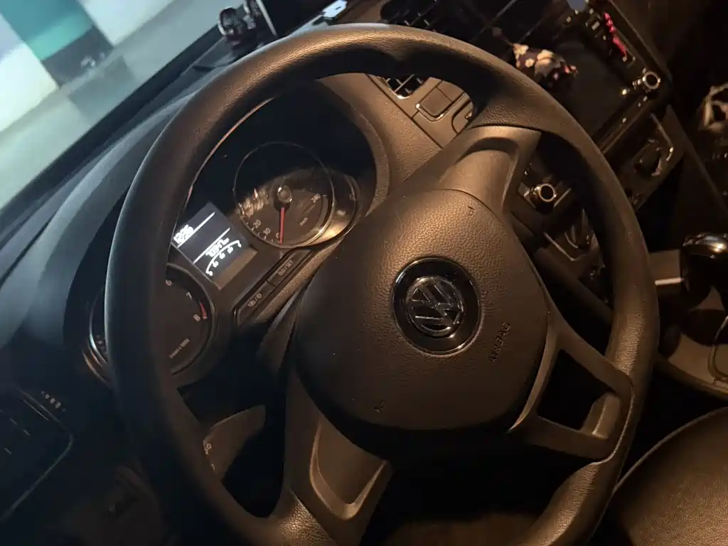 Volkswagen Polo — миниатюра 6