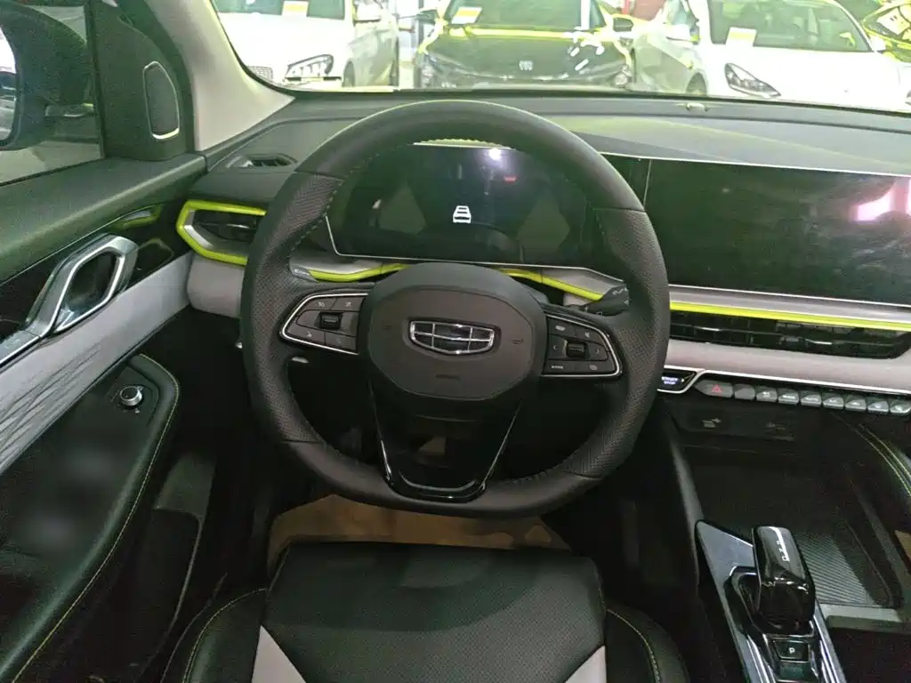 Geely Binyue — миниатюра 11