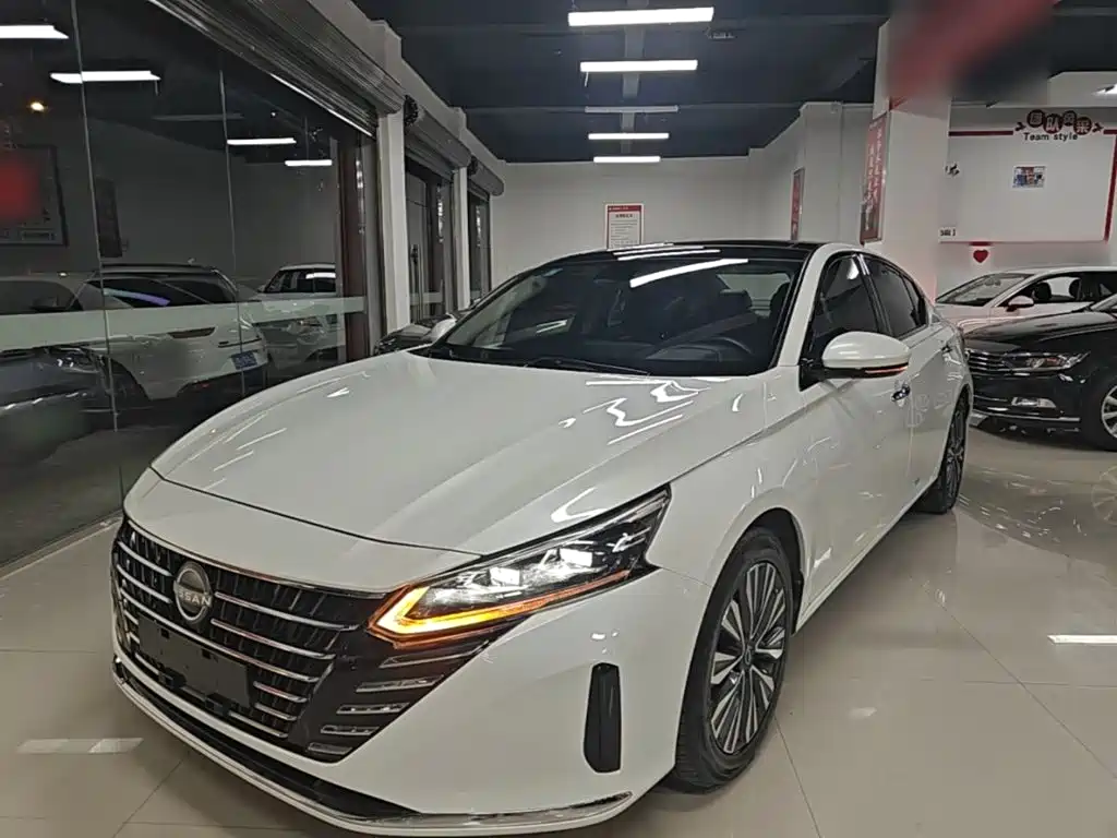 Nissan Teana