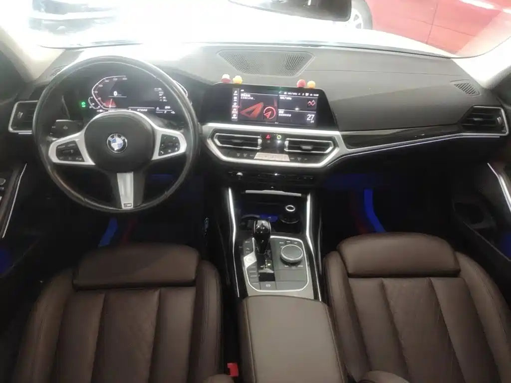 BMW 3 Series — миниатюра 10