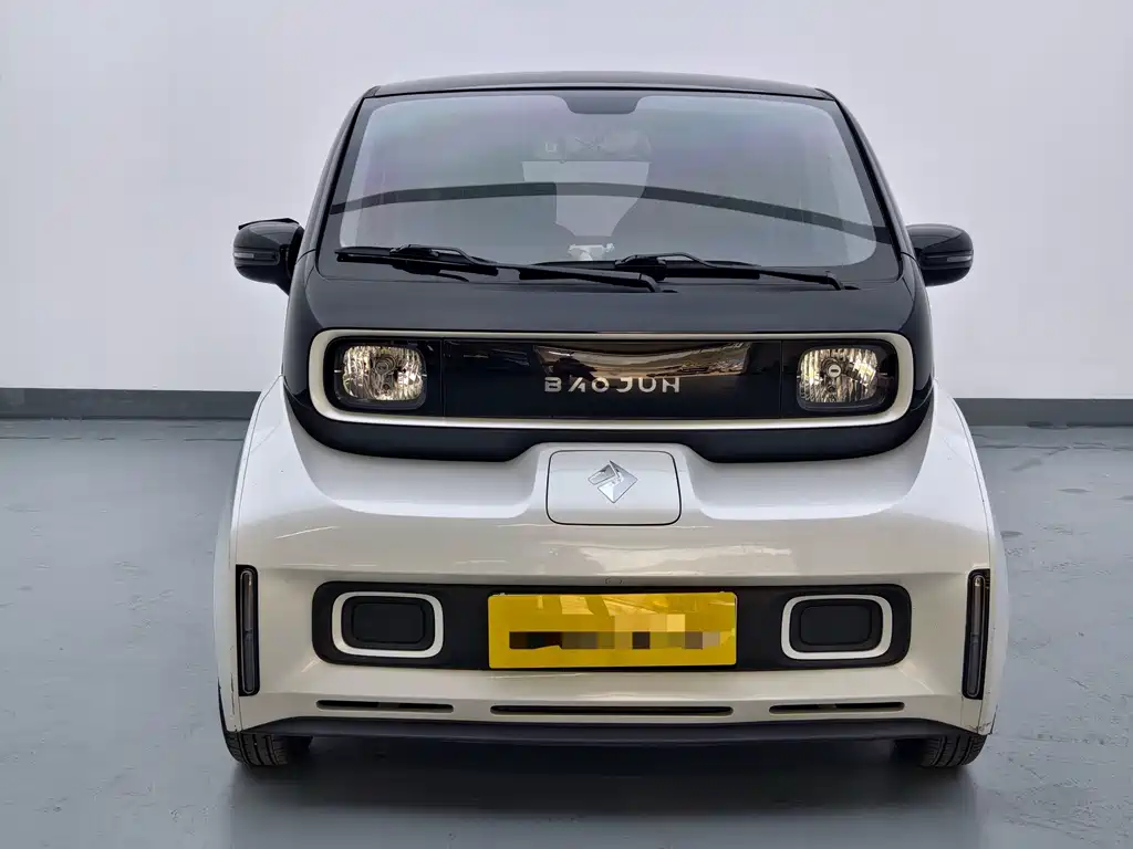 Baojun E300 — миниатюра 3