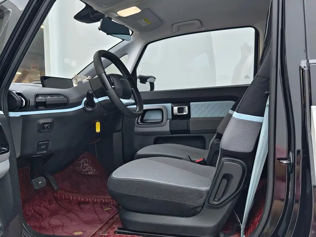 Baojun E300 — миниатюра 11