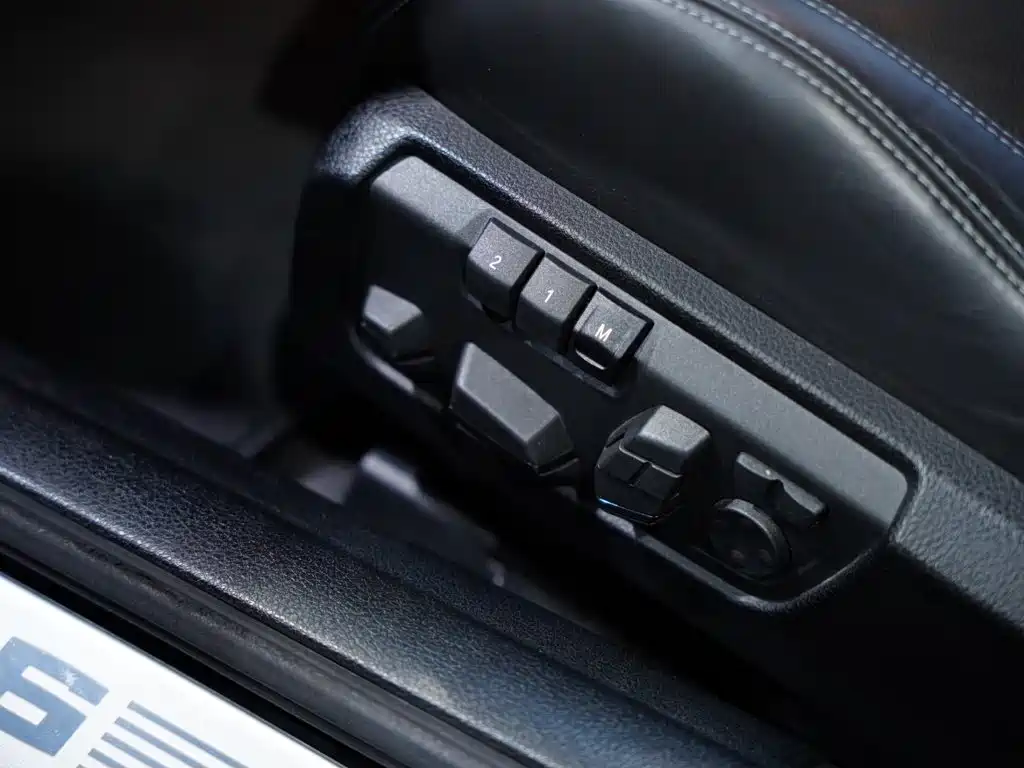 BMW M6 — миниатюра 23