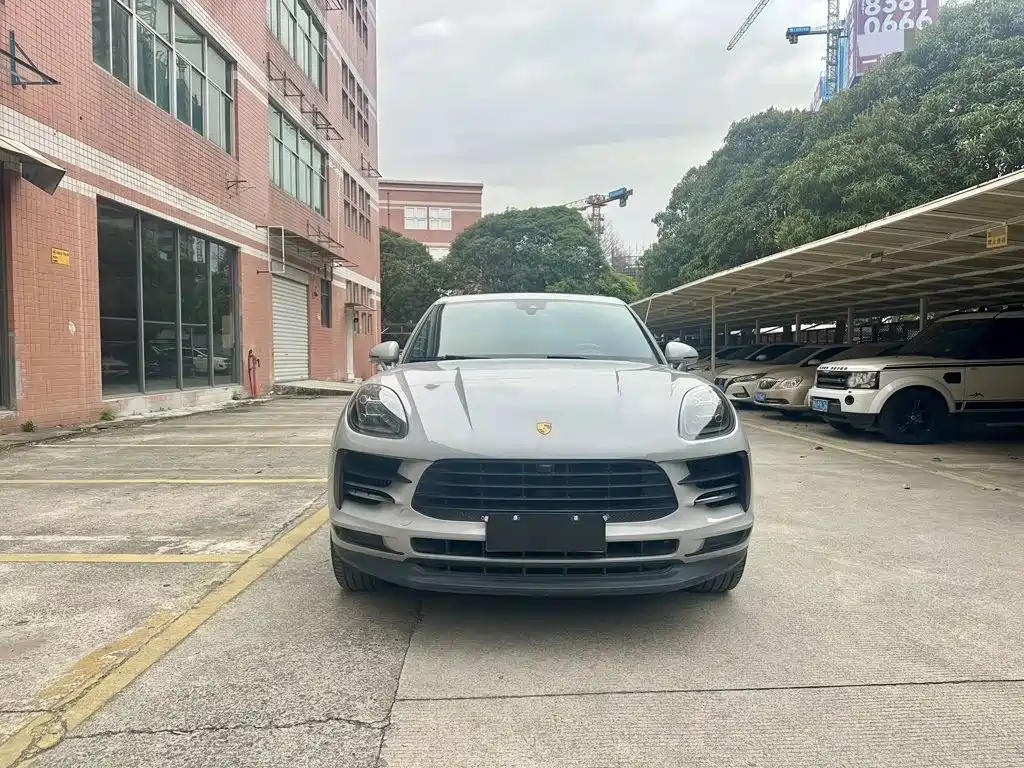 Porsche Macan — миниатюра 2