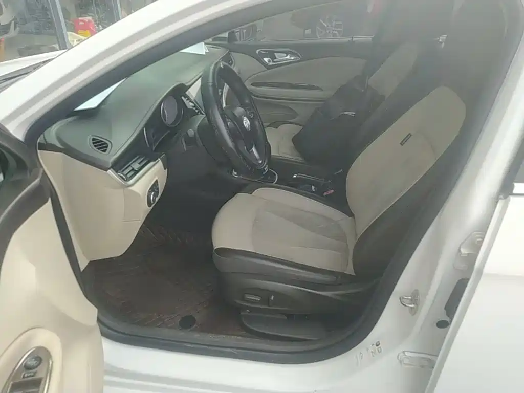 Buick Verano — миниатюра 15