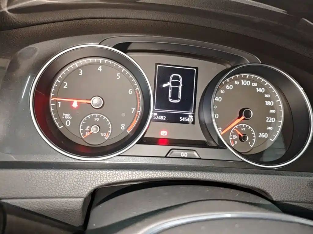 Volkswagen Golf — миниатюра 12