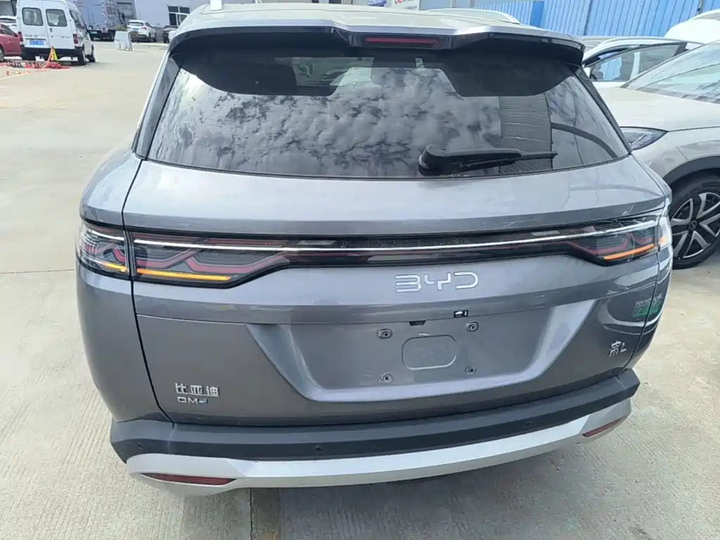 BYD L DM-i — миниатюра 6