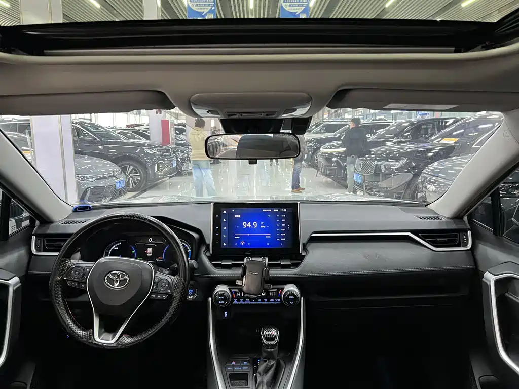 TOYOTA RAV4 RONGFANG