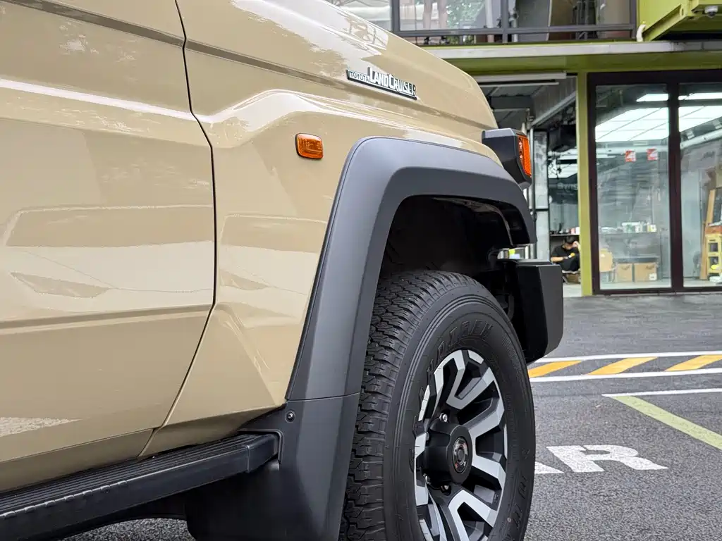 Toyota Land Cruiser — миниатюра 18