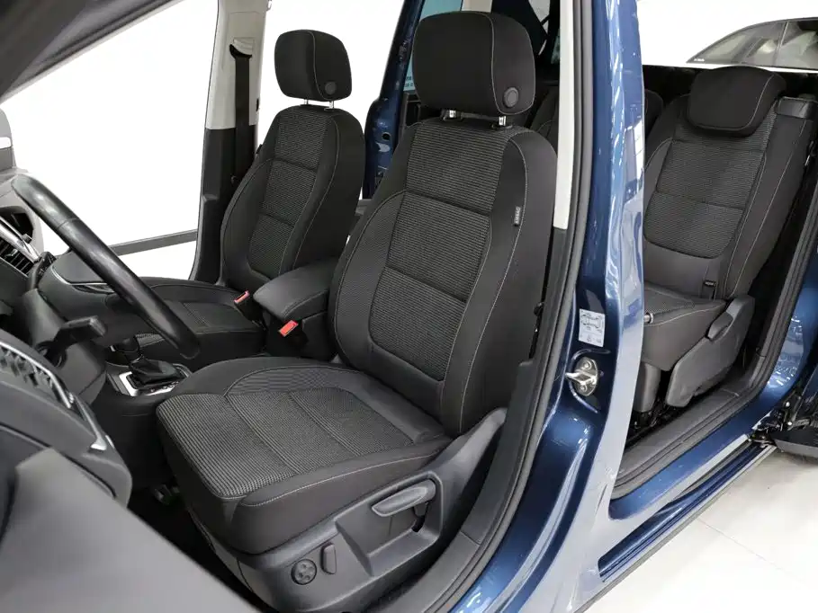 Volkswagen Sharan — миниатюра 7