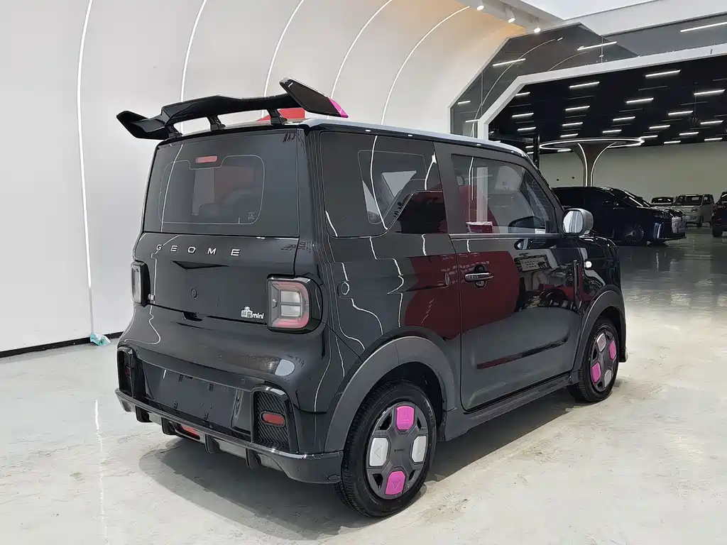 GEELY GALAXY PANDA