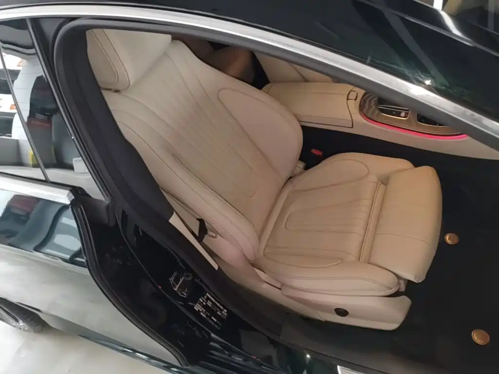 Mercedes-Benz CLS — миниатюра 25