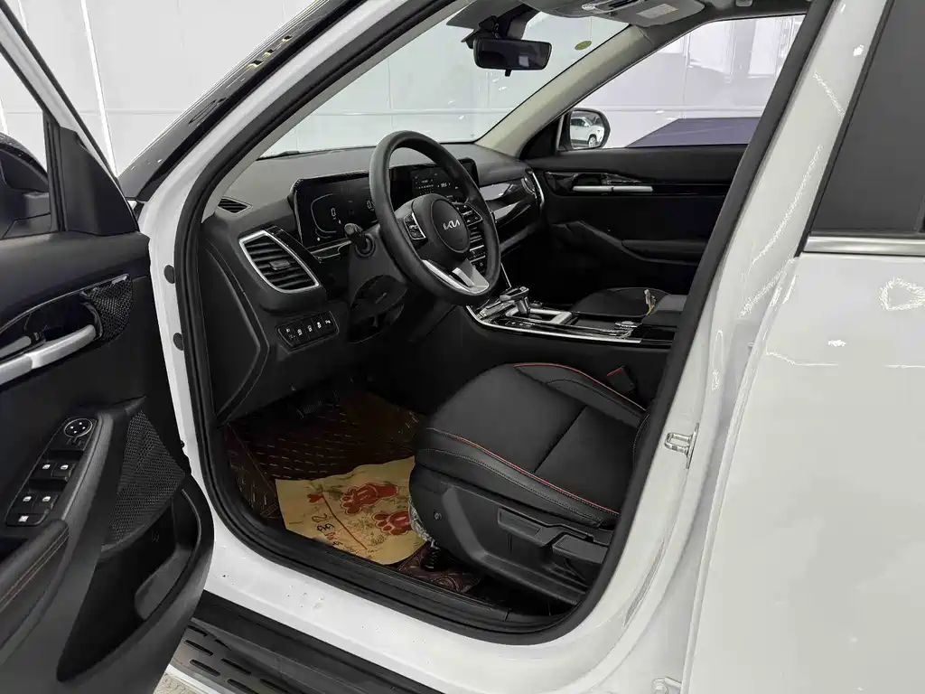 Kia Seltos 2023 1.5L CVT Luxury