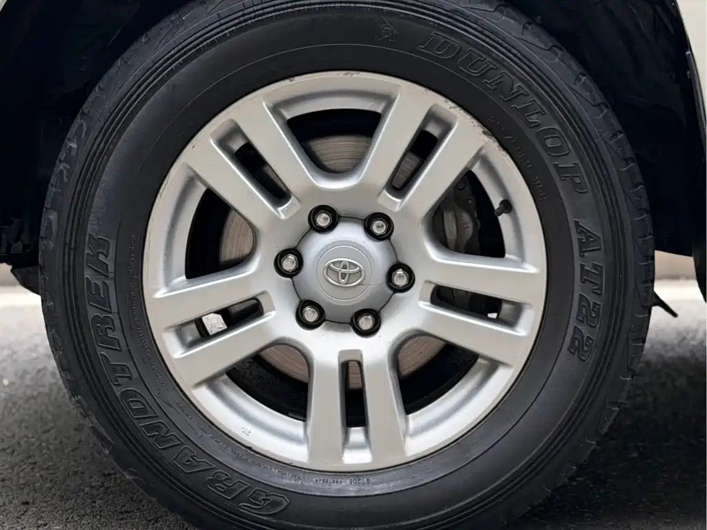 Toyota Land Cruiser Prado 2010 4.0L AT VX