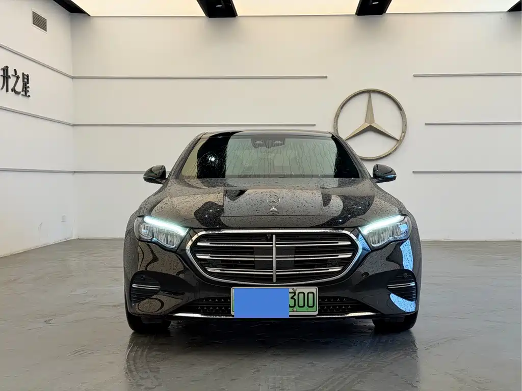 Mercedes-Benz E-Class New Energy — миниатюра 2