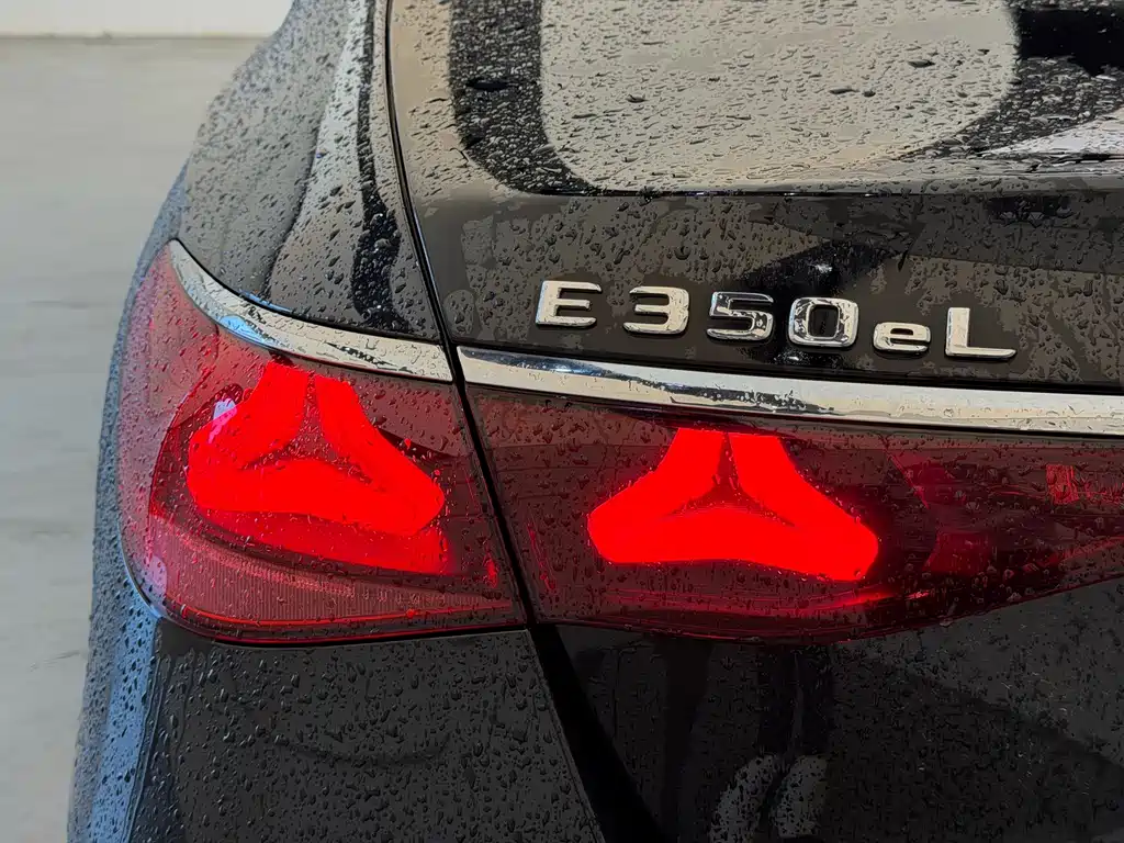Mercedes-Benz E-Class New Energy — миниатюра 7