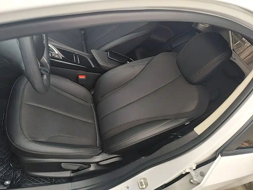 Buick Verano — миниатюра 15