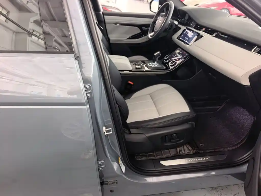 Land Rover Evoque — миниатюра 25