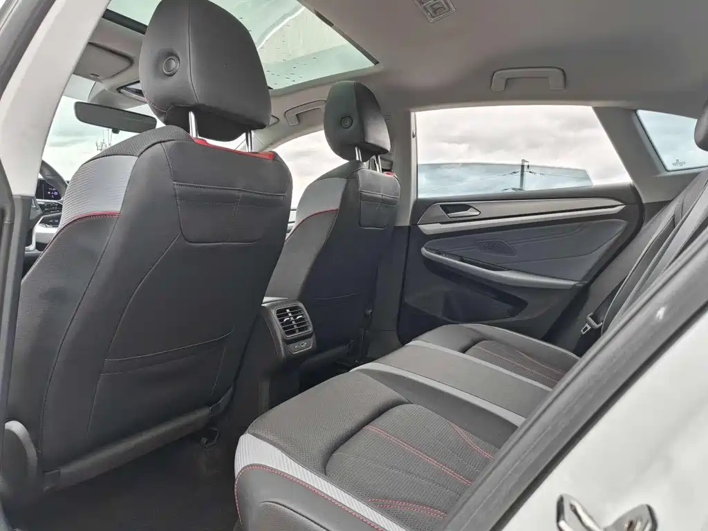 Volkswagen Lamando — миниатюра 5