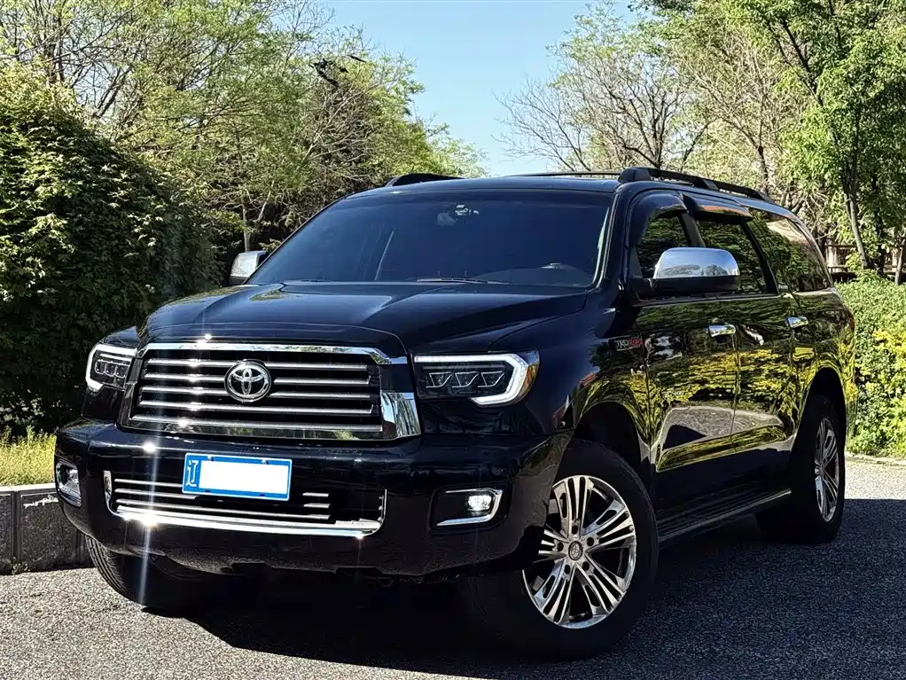 Toyota Sequoia 2014