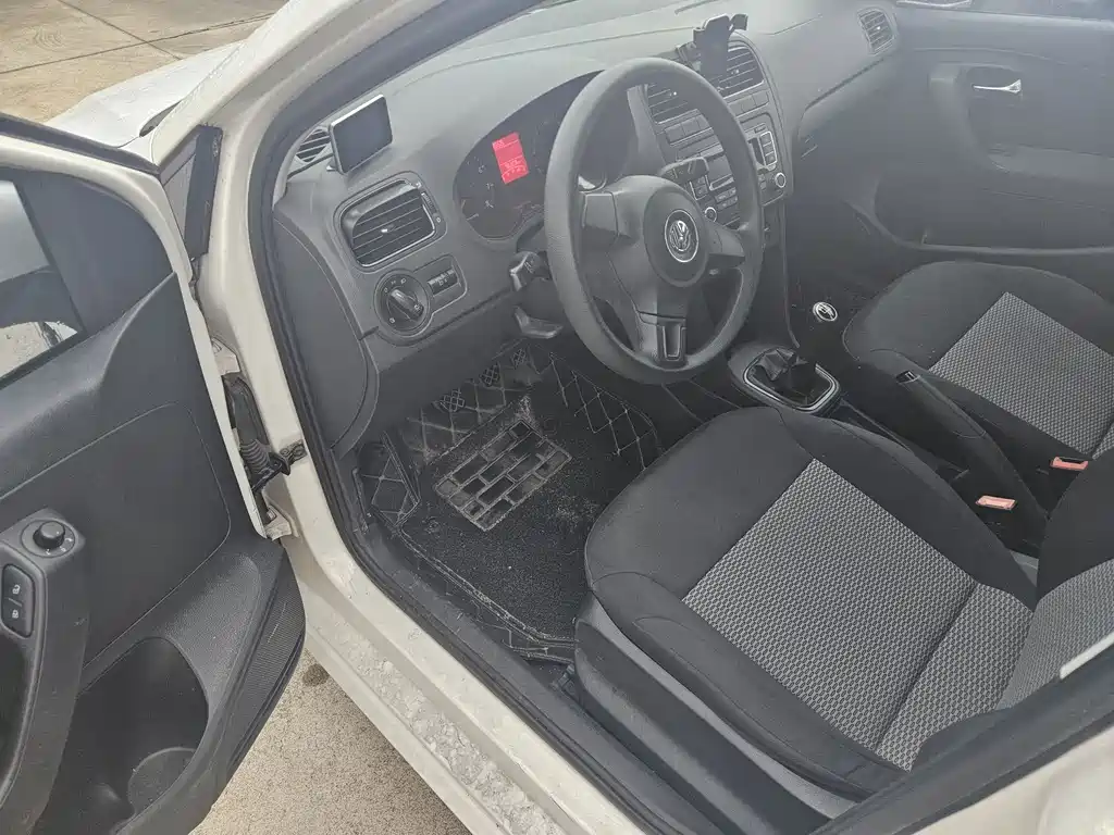 Volkswagen Polo — миниатюра 4