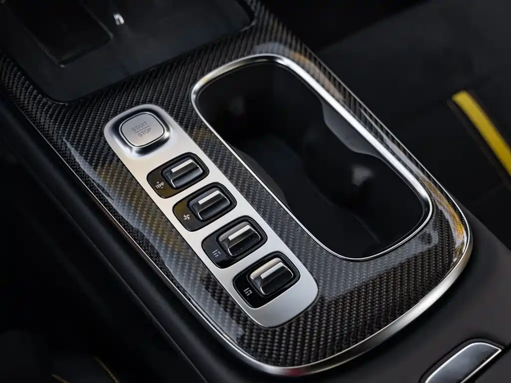 XIAOMI CAR XIAOMI SU7 ULTRA